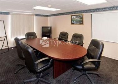 Comfort Inn Asheville Airport 2*