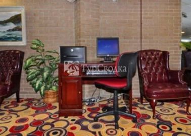 Econo Lodge Metro 2*