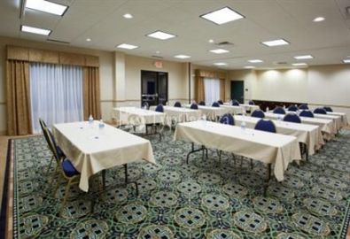 Holiday Inn Express Hotel & Suites Athens (Ohio) 2*