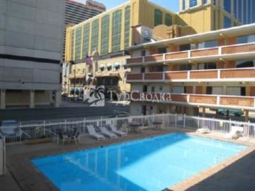 Ascot Motel 2*
