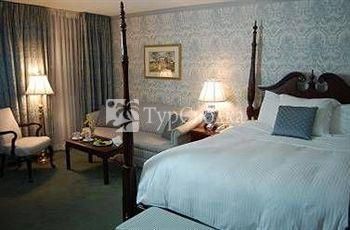 Avon Old Farms Hotel 3*