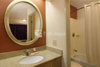 Red Roof Inn Baton Rouge 2*