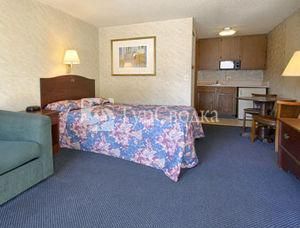 Days Inn Battle Creek 2*