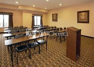 Comfort Inn & Suites Blue Ridge 2*