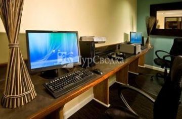 Holiday Inn Express Hotel & Suites Boston Garden 3*