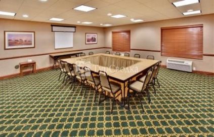 Holiday Inn Express Brookings 2*