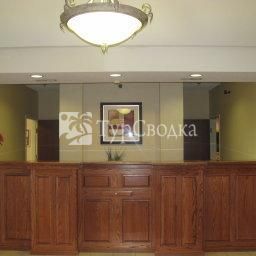 Holiday Inn Express Hotel & Suites Burlington (Iowa) 2*
