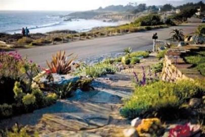 Cambria Shores Inn 2*