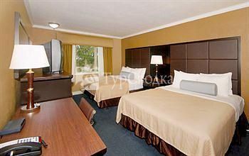 BEST WESTERN Carmel's Town House Lodge 2*