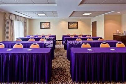 Holiday Inn Express Hotel & Suites Hixson 3*