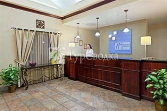 Holiday Inn Express Hotel & Suites Christiansburg 2*