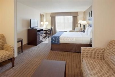 Holiday Inn Express Hotel & Suites Fresno Clovis 2*
