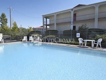 Travelodge Columbia 2*