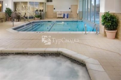 Drury Inn & Suites Columbus Convention Center 3*