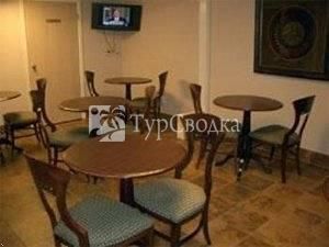 Quality Inn Conway 2*
