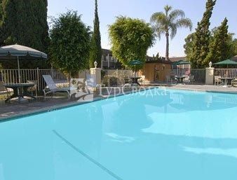 Super 8 Costa Mesa/Newport Beach Area 1*