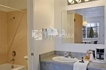 Travelodge Crescent City 2*