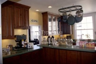 Purple Mountain Lodge Bed & Breakfast and Day Spa 2*