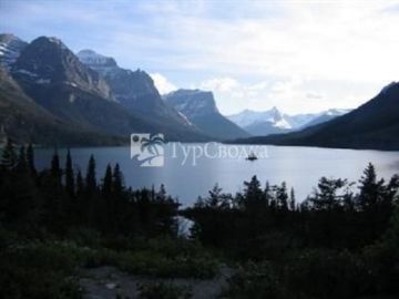Glacier Gateway Inn 3*
