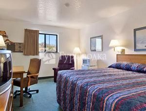 Super 8 Motel Cut Bank 2*