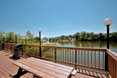 Holiday Inn Express Danville 2*