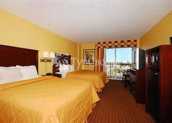 Comfort Inn & Suites Daytona Beach 2*