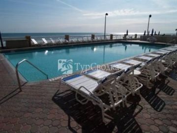 Hampton Inn Daytona Shores - Oceanfront 3*