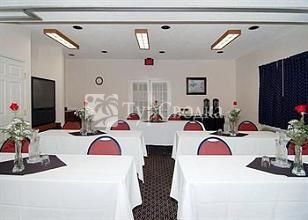 Comfort Inn Dixon 2*
