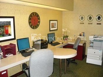 Chase Suite Hotel Dublin 3*