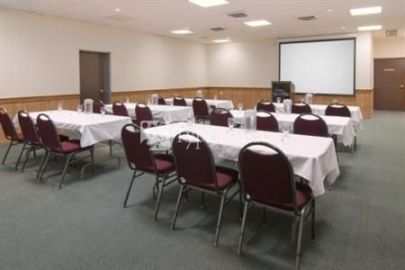 Americas Best Value Inn - Campus View 2*