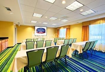 Fairfield Inn & Suites El Paso 2*