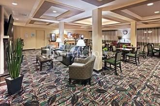 Holiday Inn Express & Suites El Paso Airport Area 2*