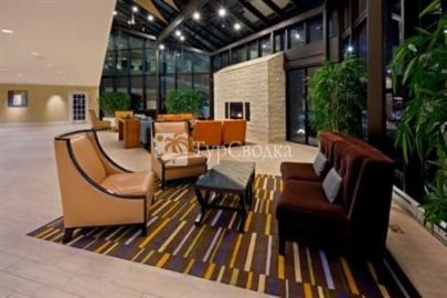 Crowne Plaza Hotel Fairfield 4*