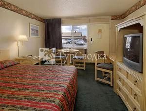 Howard Johnson Inn Flagstaff 2*