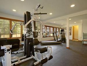 Ramada Inn Flemington 2*