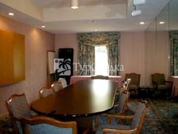 Quality Suites Airport Fort Myers 2*
