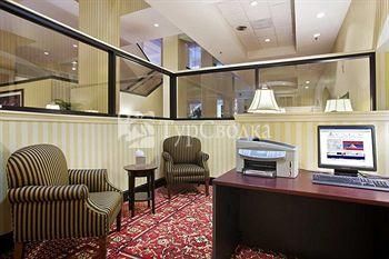 Hilton Fort Wayne Convention Center 3*