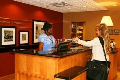 Hampton Inn & Suites Fremont 3*