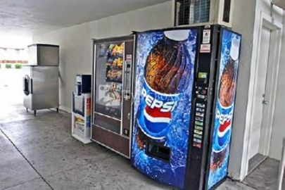 Motel 6 Fresno - Blackstone North 2*