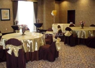 Comfort Suites Frisco Square 2*