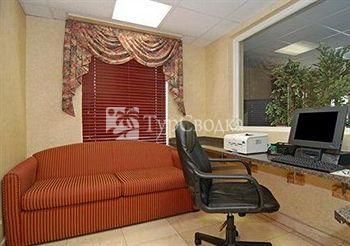 Comfort Inn & Suites Fort Lauderdale 3*