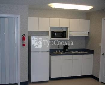 Studio Inn & Suites 3*