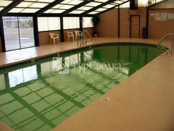 Royal Holiday Motel 2*