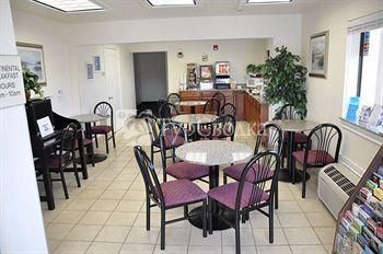Beachcomber Inn 2*