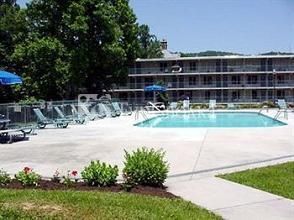 Glenstone Lodge 3*