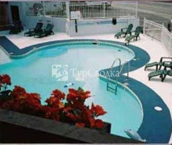 Grand Prix Motel Gatlinburg 2*