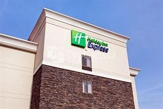 Holiday Inn Express Greensboro 2*