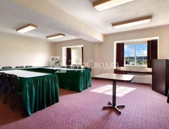 Microtel Inn & Suites Hamburg 2*