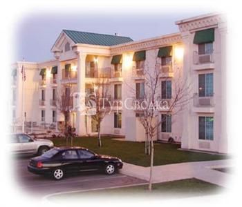 Sequoia Inn 3*