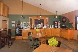 AmericInn Motel & Suites Hartford 2*